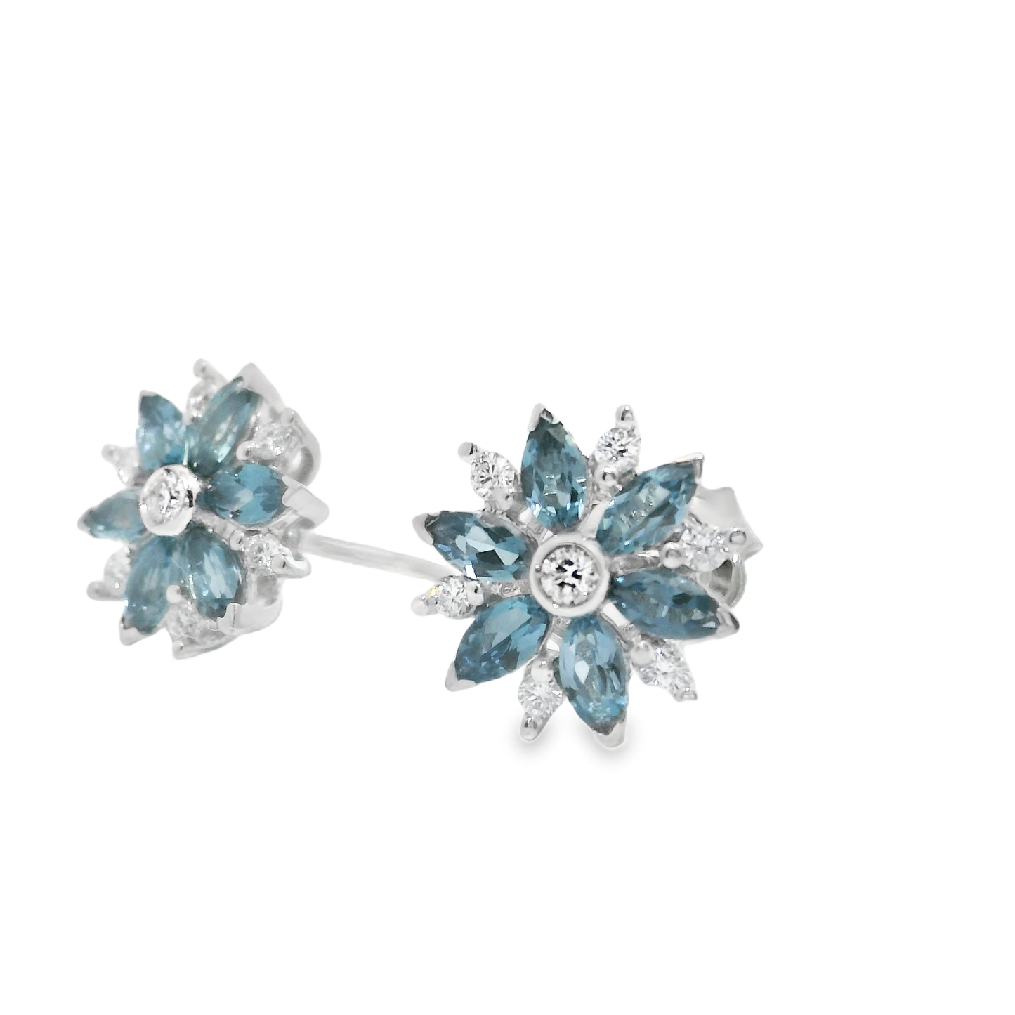 Pendientes de color.
