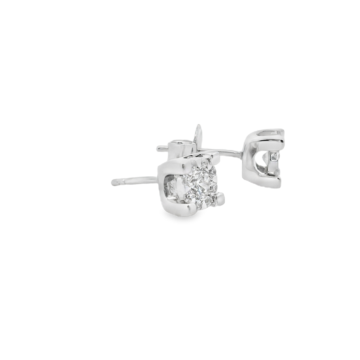 Pendientes cortos.