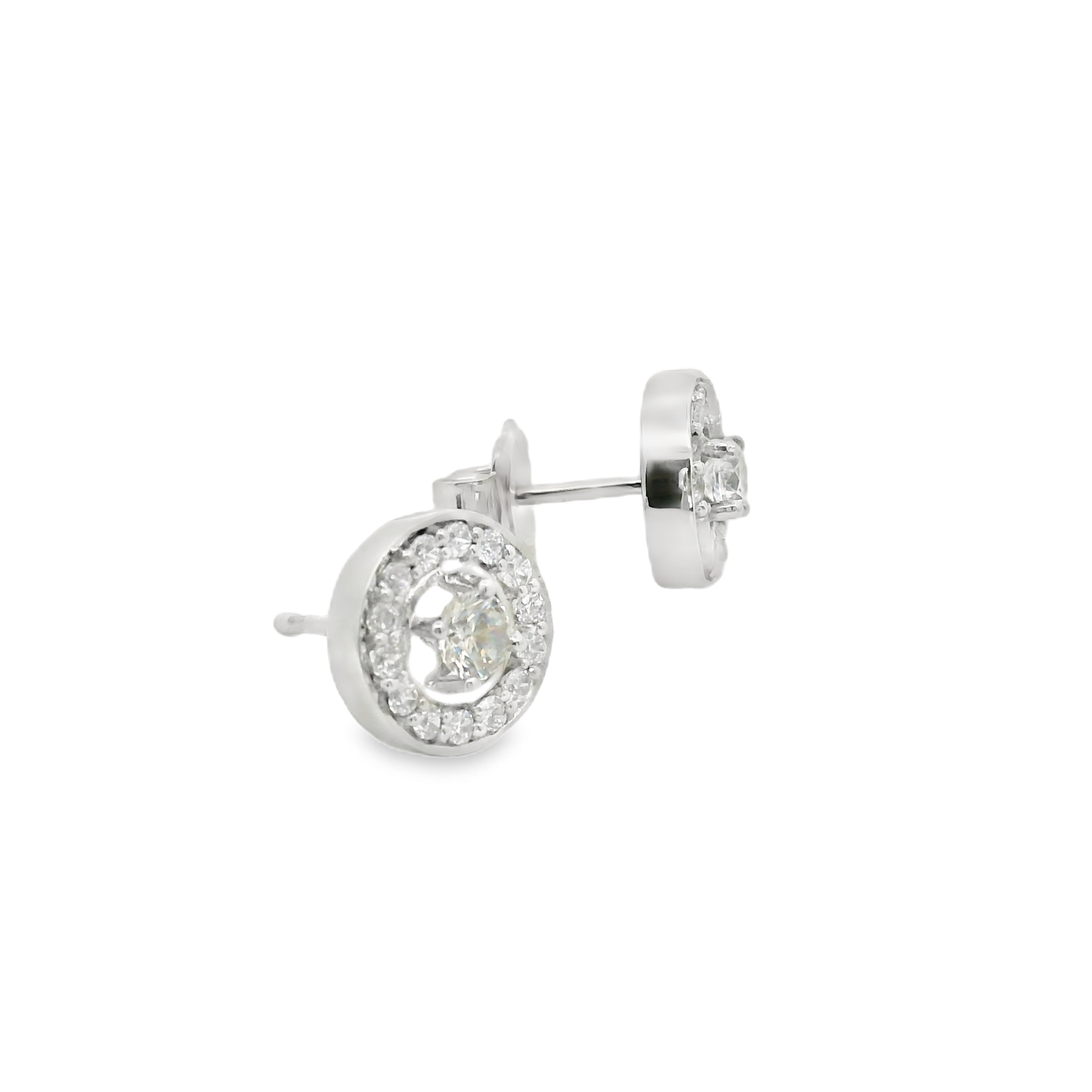 Pendientes cortos.