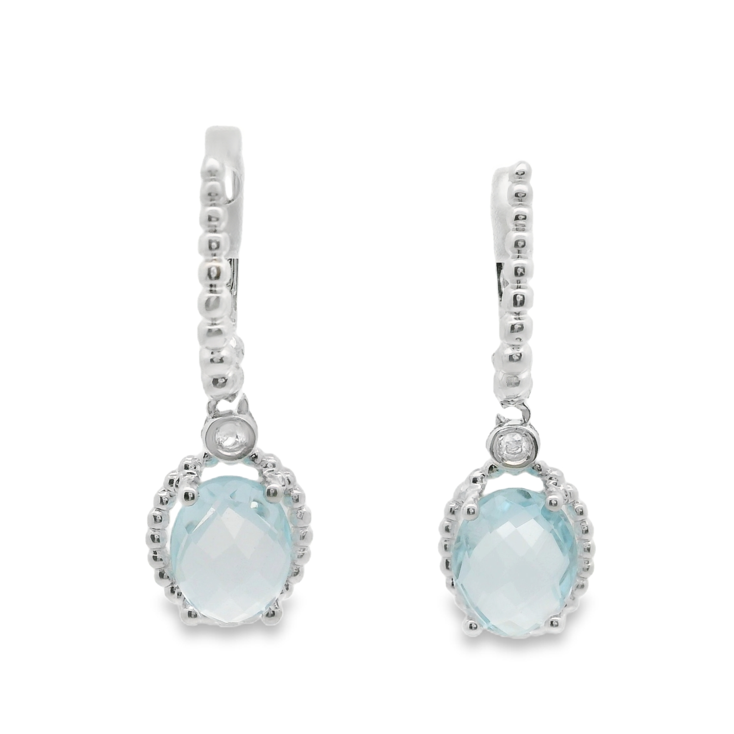 Pendientes de color.