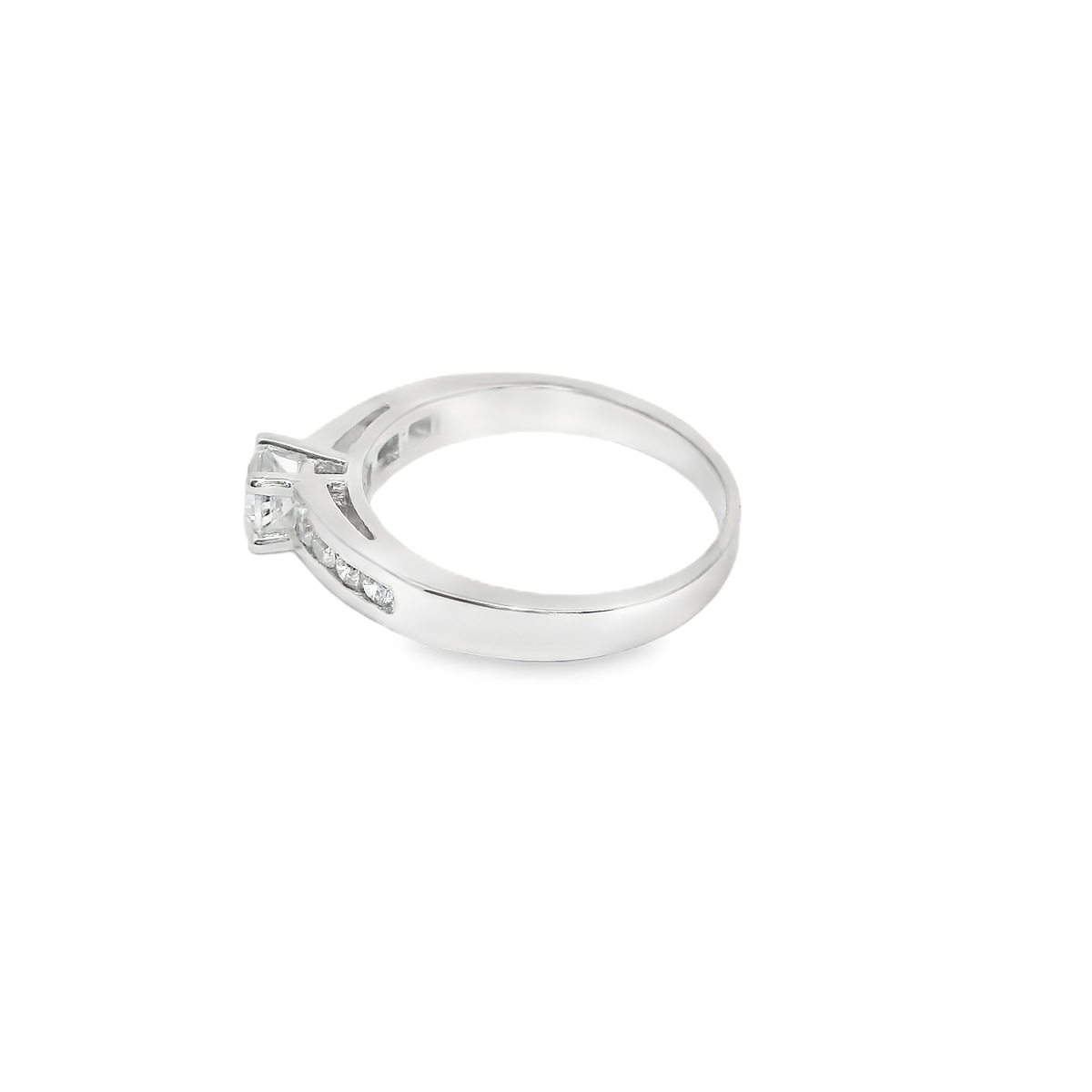 Anillo de compromiso.