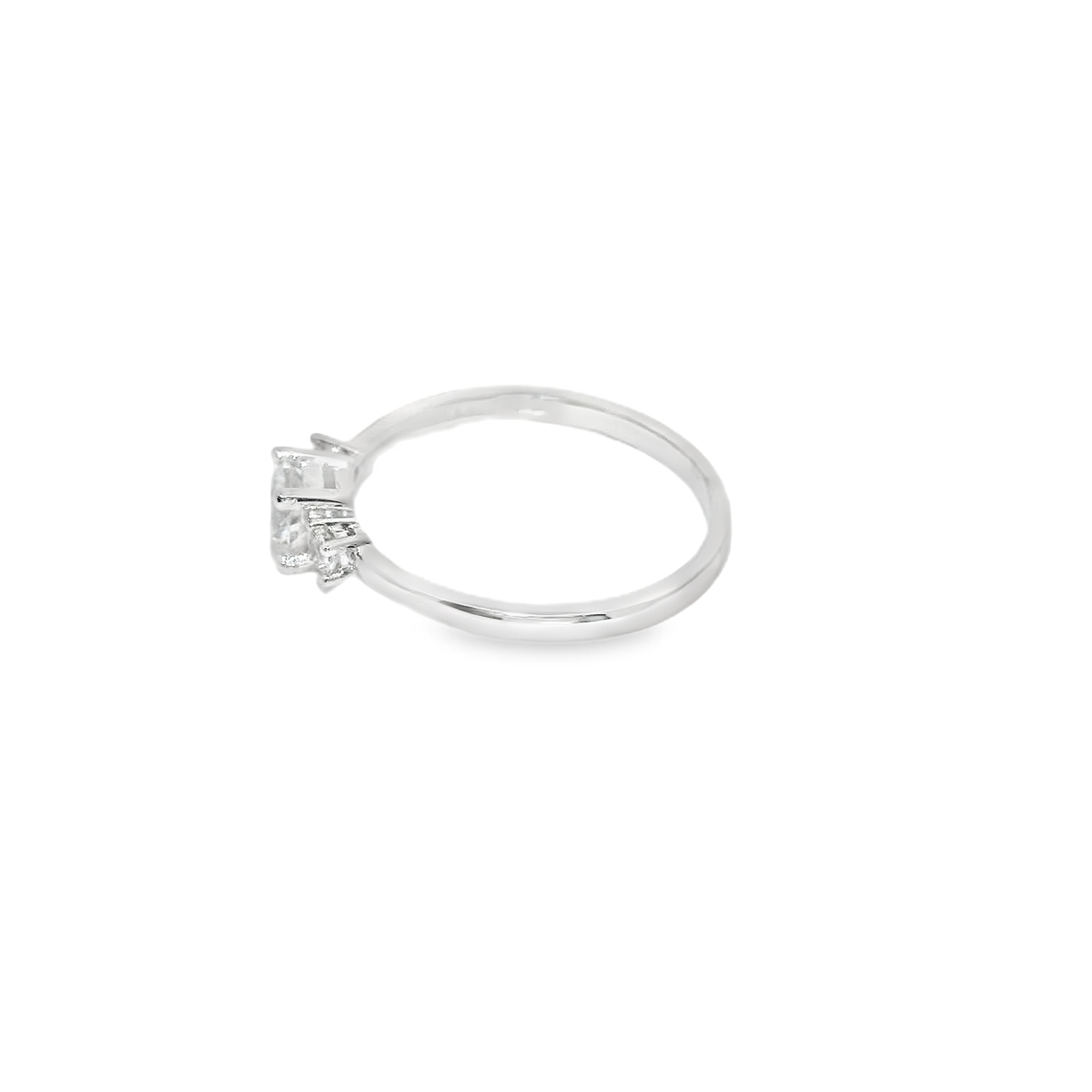 Anillo de compromiso.