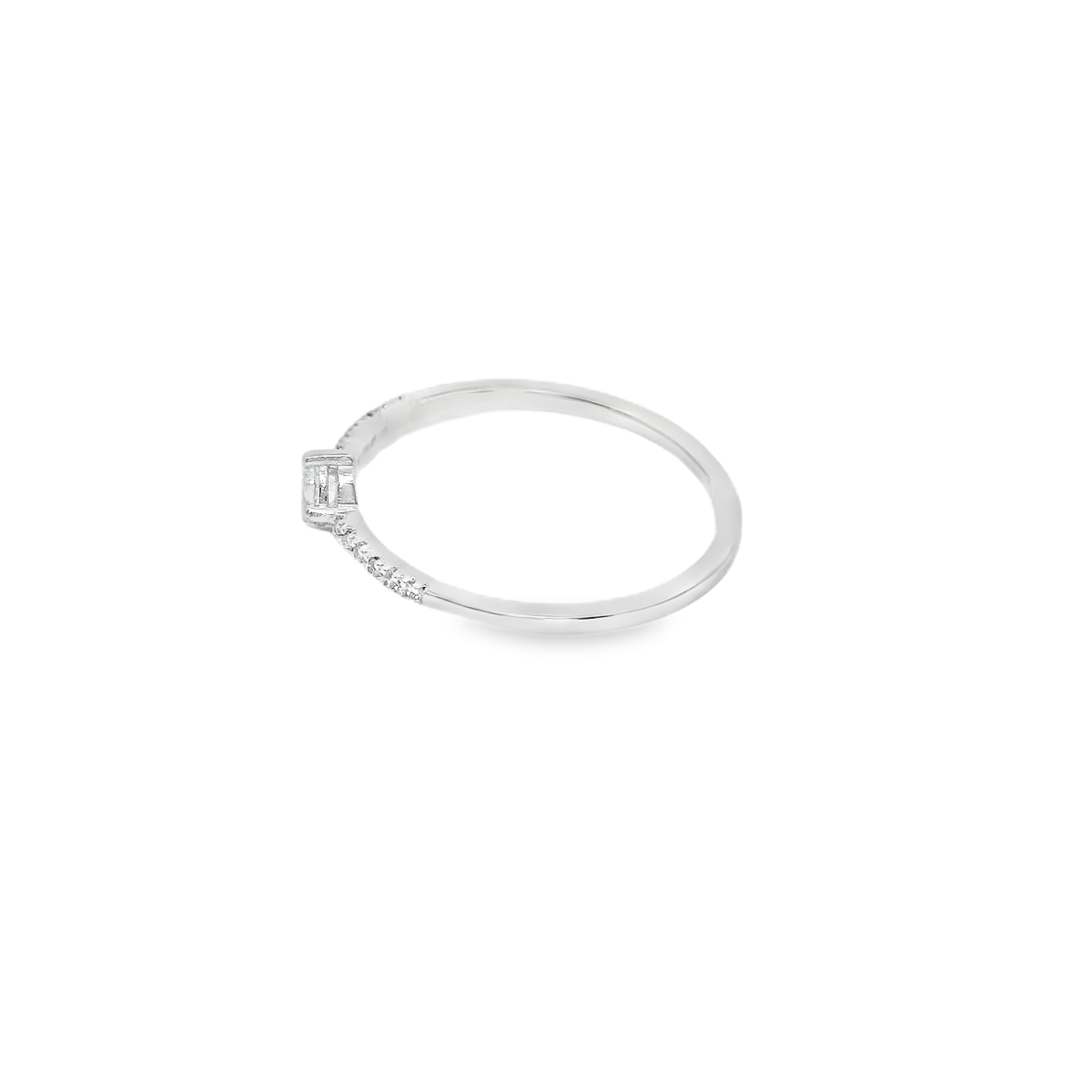 Anillo de compromiso.