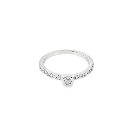Anillo de compromiso.
