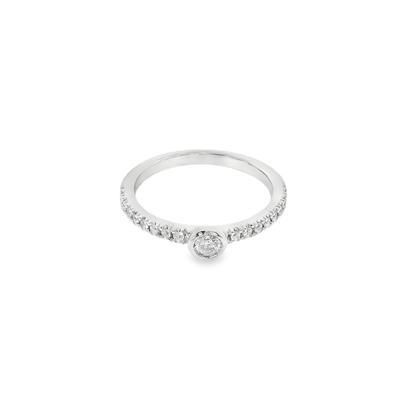 Anillo de compromiso.