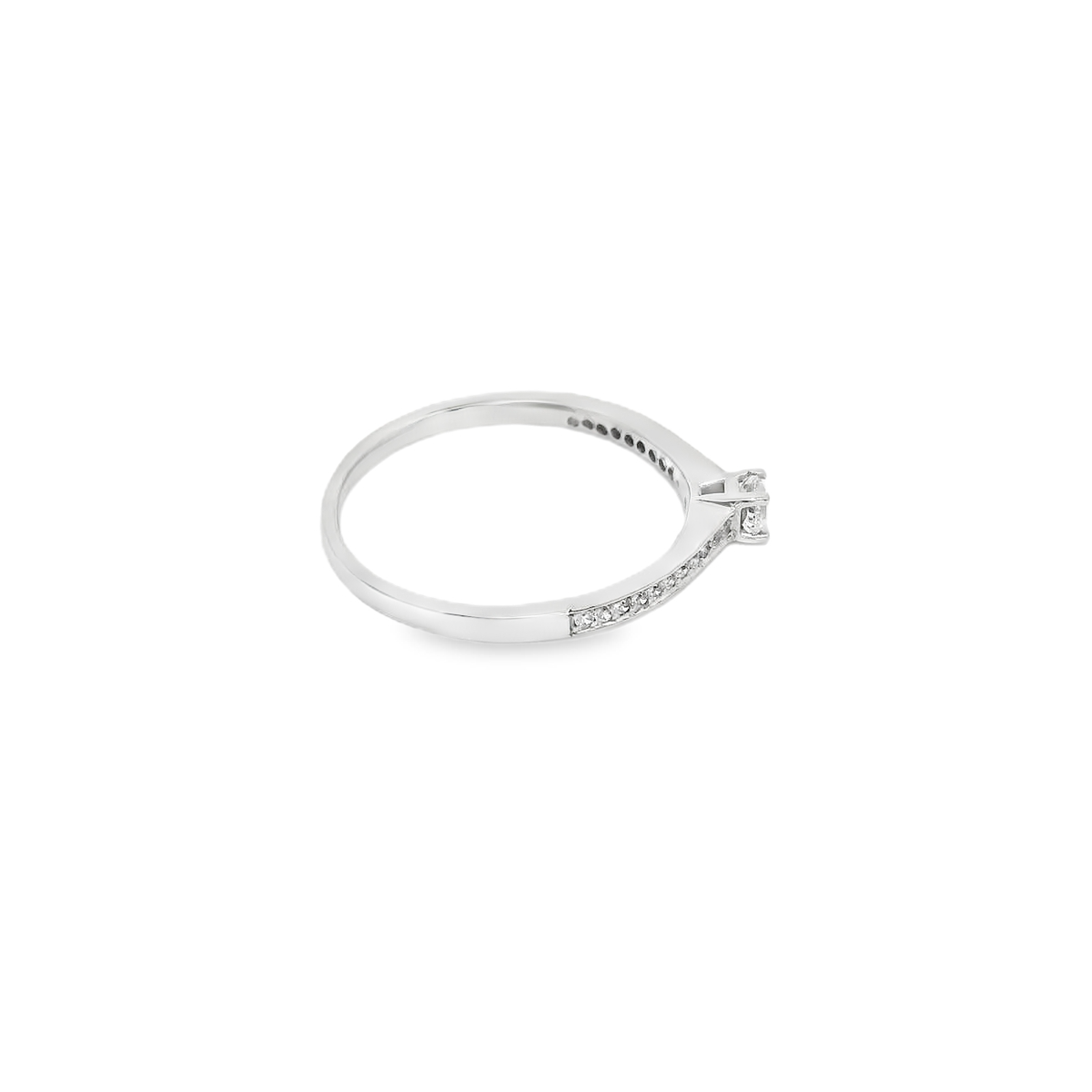 Anillo de compromiso.