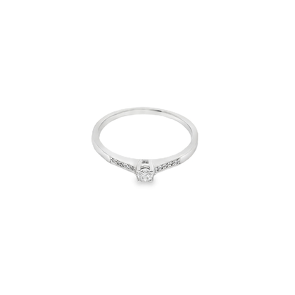 Anillo de compromiso.