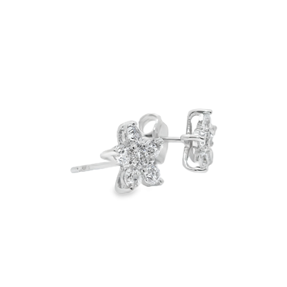 Pendientes cortos