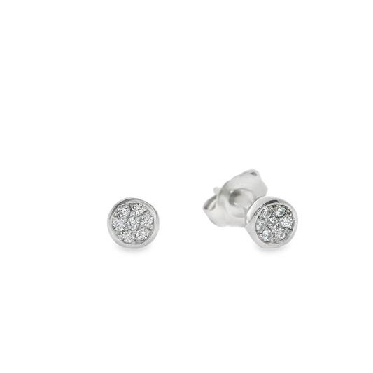 Pendientes cortos