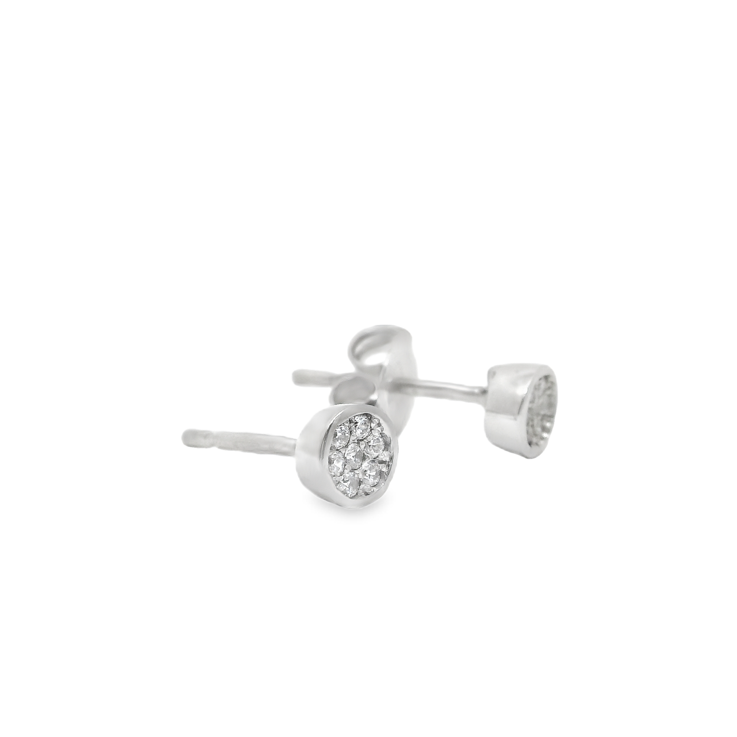 Pendientes cortos