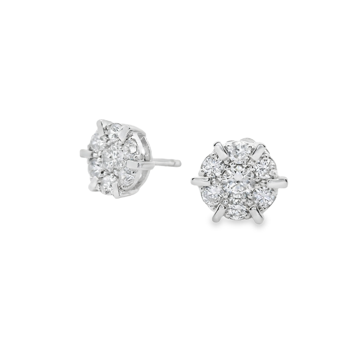 Pendientes cortos.