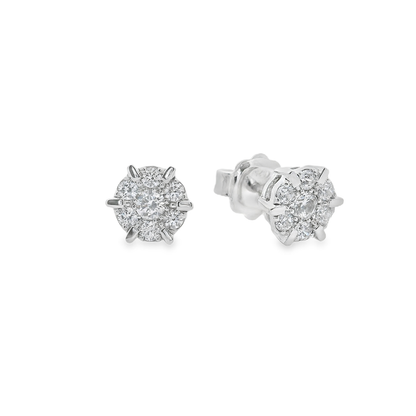 Pendientes cortos.