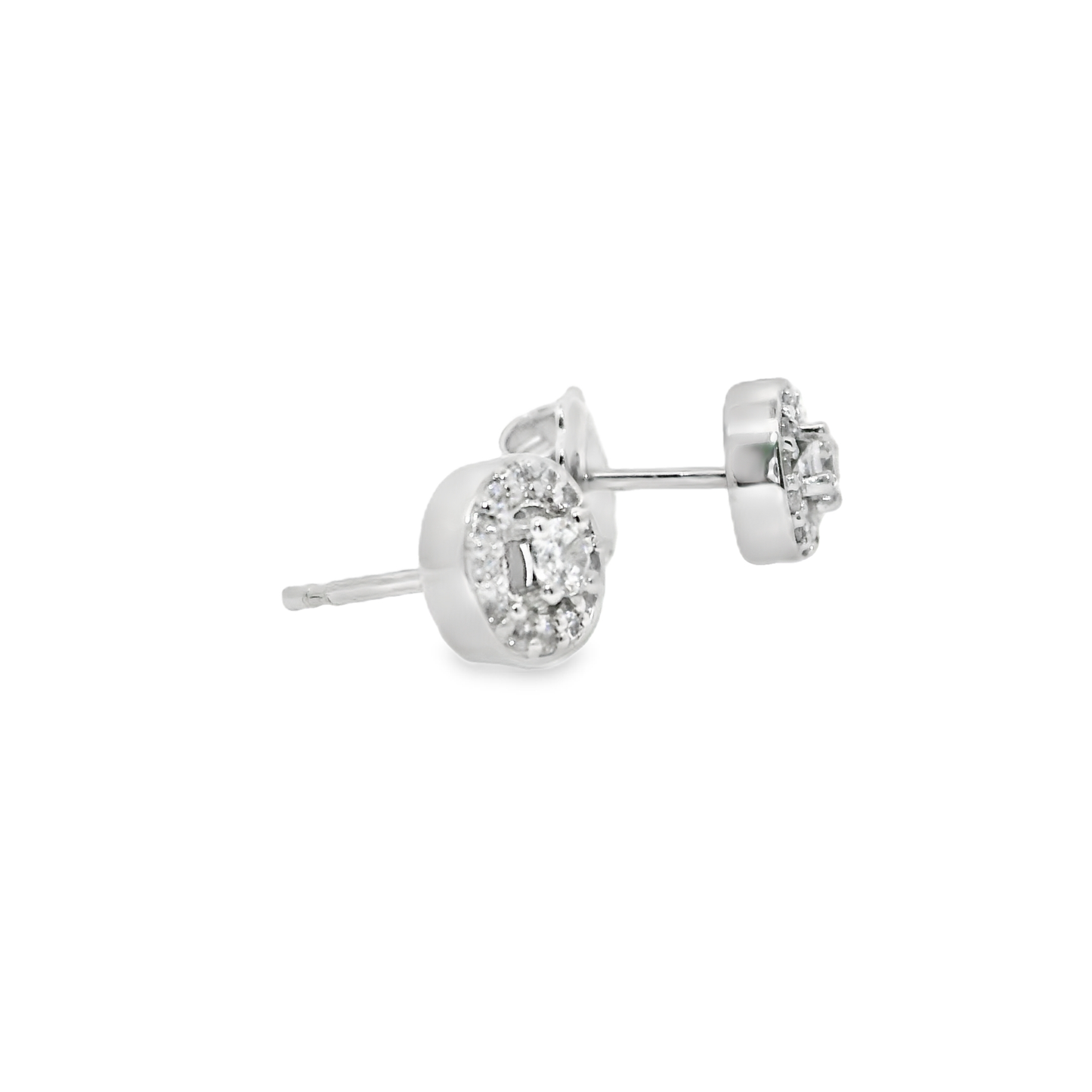 Pendientes cortos.
