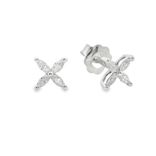 Pendientes cortos