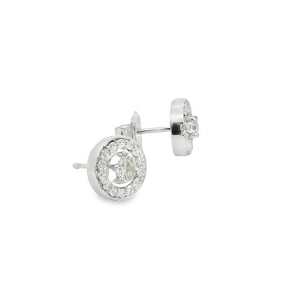 Pendientes cortos.