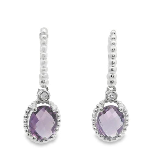 Pendientes de color.