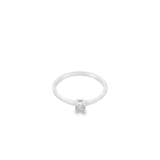 Anillo de compromiso.