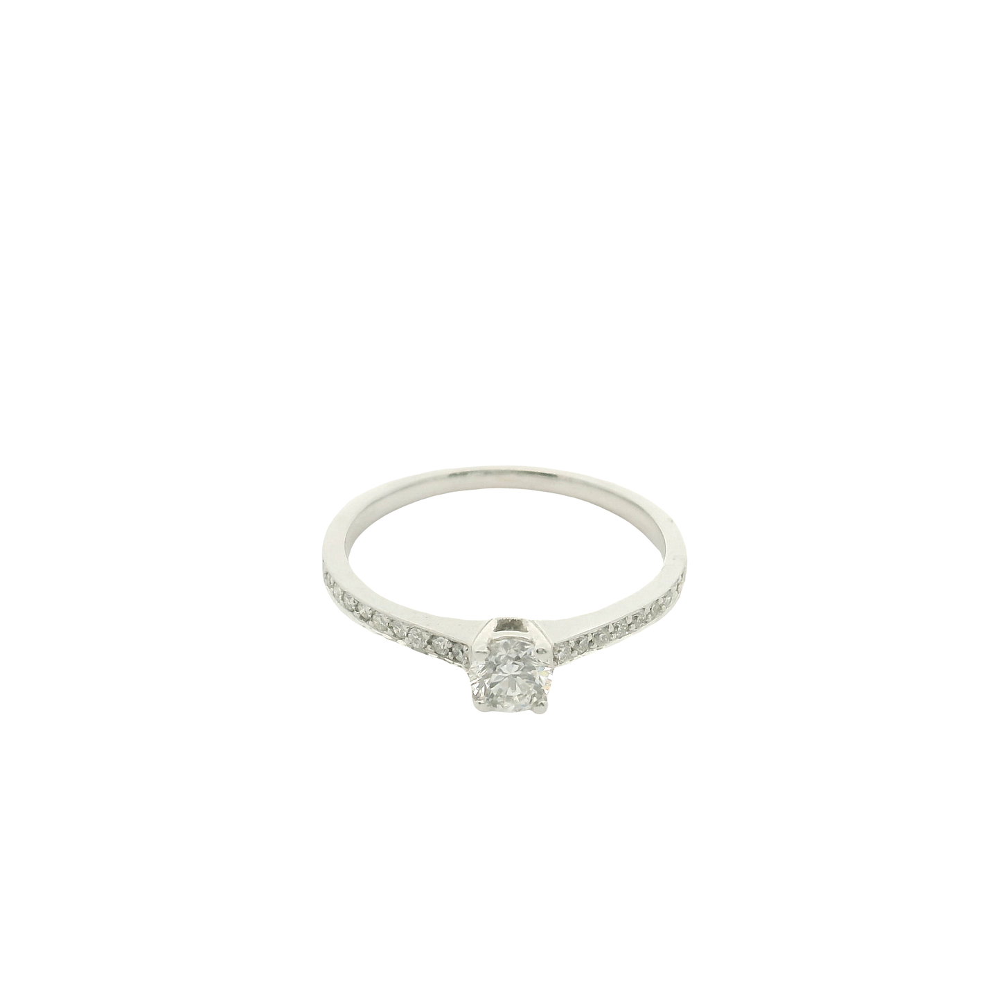 Anillo de compromiso.