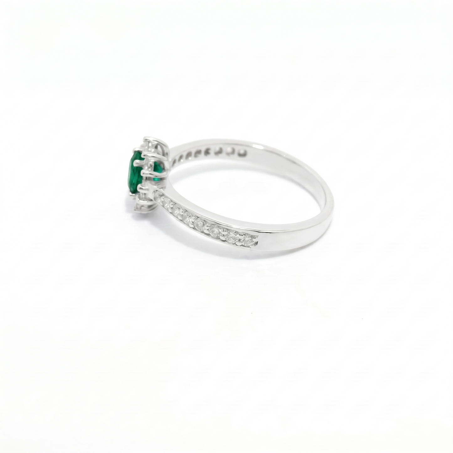Anillo de color.