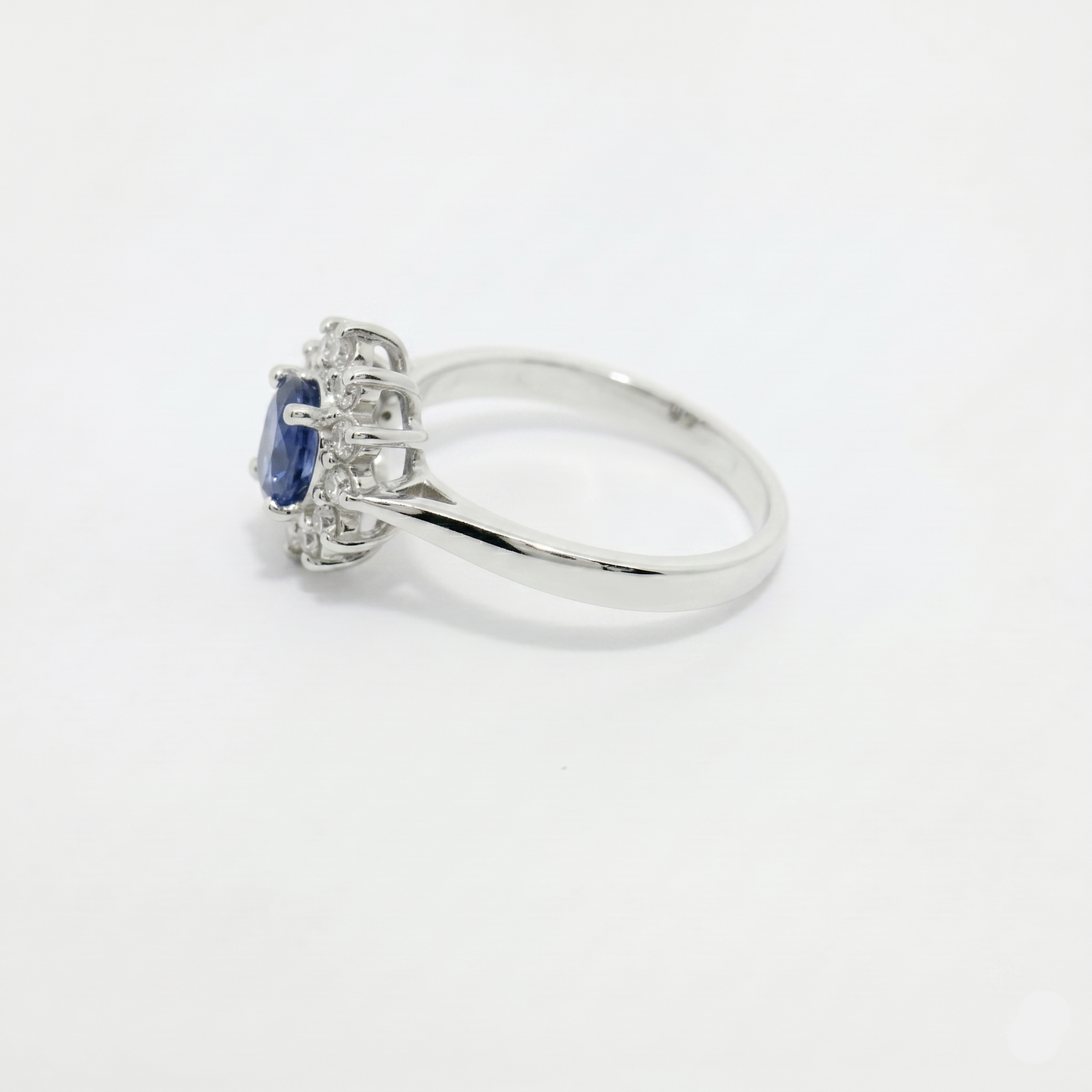 Anillo de color.