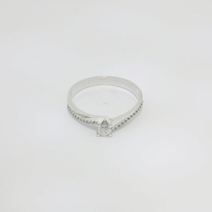 Anillo de compromiso.