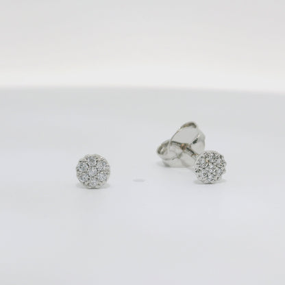 Pendientes cortos