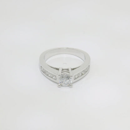 Anillo de compromiso.