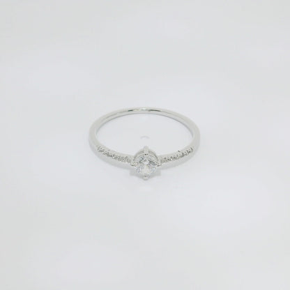 Anillo de compromiso.